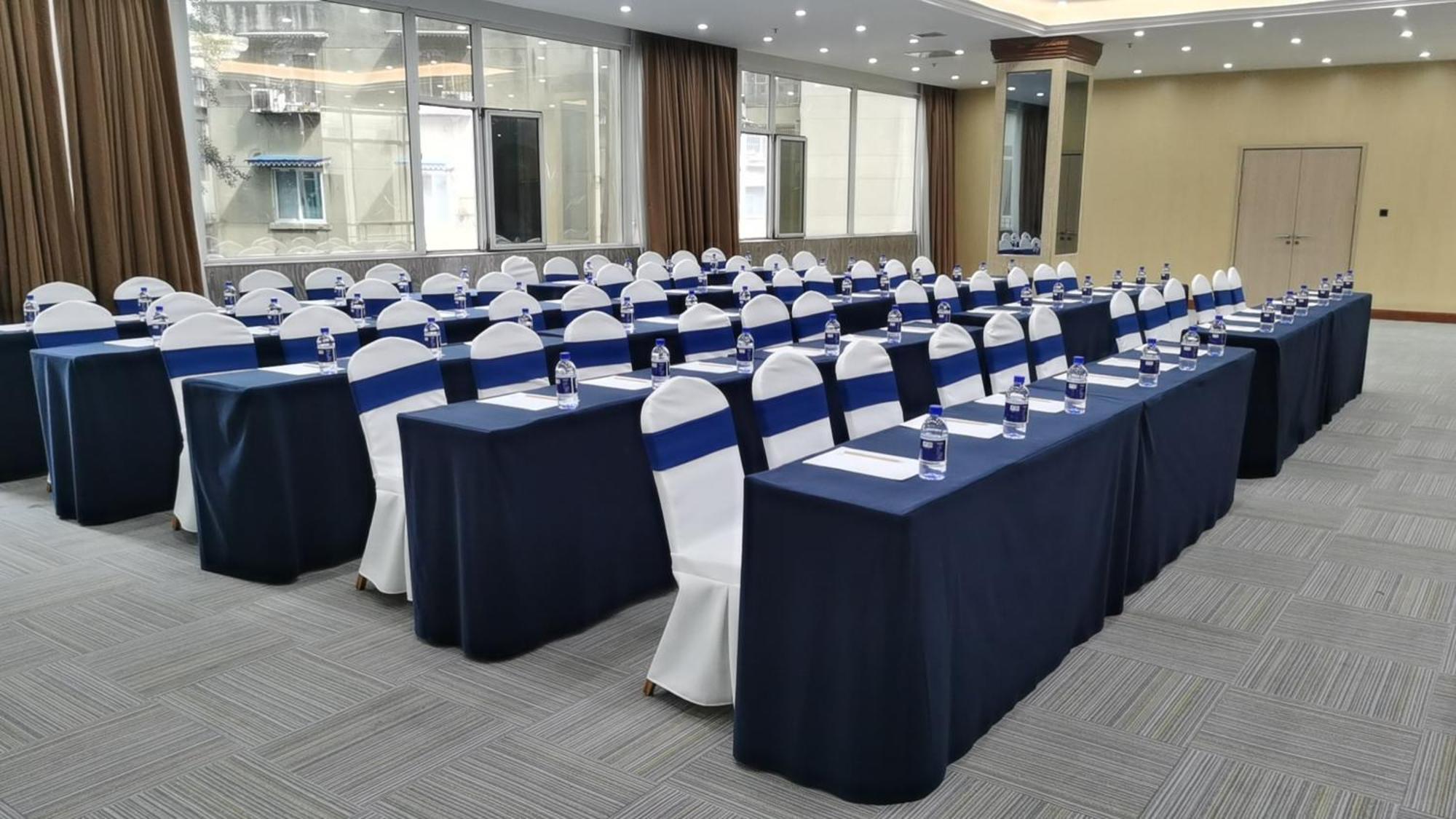 Holiday Inn Express Chengdu Tianfu Square By Ihg - Chunxi Road And Kuanzhai Alley Extérieur photo